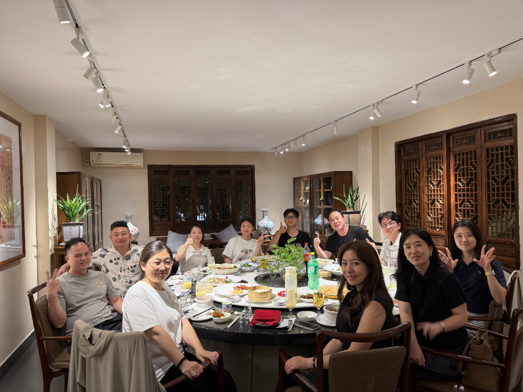 Mango team dinner